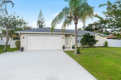 BRAND NEW ROOF!!! POOL HOME!!! PREMIUM PORT ST. LUCIE LOCATION!! - photo 1