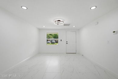 Why wait for a new construction home when you can move right - photo 4