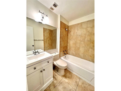 Investor friendly first floor unit! Currently vacant and ready - photo 7