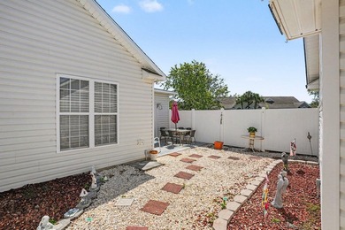 Welcome to this beautifully maintained and fully furnished - photo 30