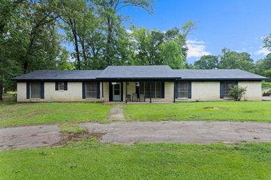 Looking for a lake house for sale in East Texas, without the - photo 35