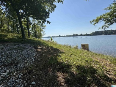 LAY LAKE MAIN CHANNEL LOT! Exceptional Views, Drive is in - photo 2
