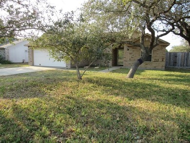 (private lake, pond, creek) Home For Sale in Ingleside on The Bay Texas