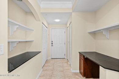 Beautiful corner end unit in desirable Esplanade at Town Center - photo 8