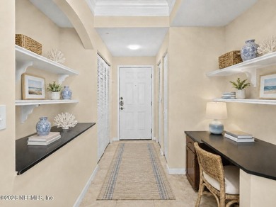 Beautiful corner end unit in desirable Esplanade at Town Center - photo 9