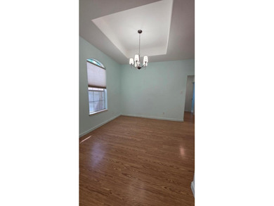Investors, solid brick home great for long term investment. 3 - photo 9