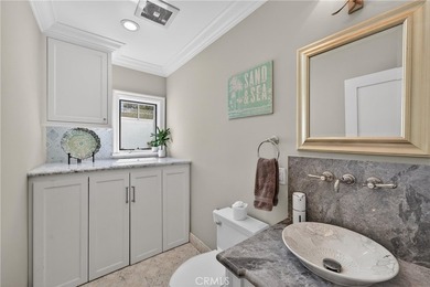 Located on a quiet cul-de-sac, this exceptional Laguna Beach - photo 26