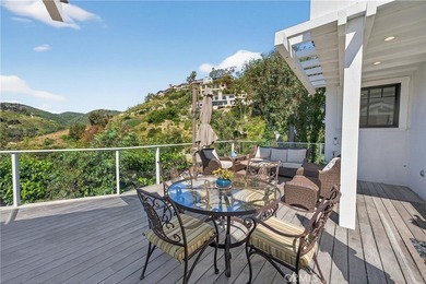 Located on a quiet cul-de-sac, this exceptional Laguna Beach - photo 27