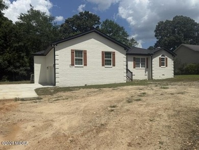 All Brick spacious home totally renovated. New kitchen with - photo 28