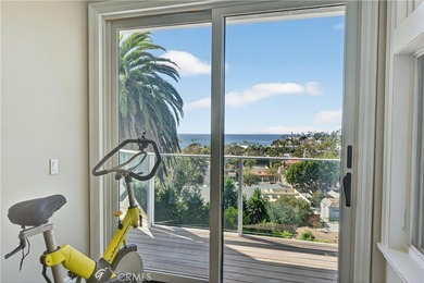 Located on a quiet cul-de-sac, this exceptional Laguna Beach - photo 41