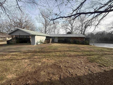 Lake Home For Sale in Cherokee Village, Arkansas