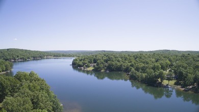 This charming 3-bedroom, 2.5-bath lakefront home sits on Lake - photo 3