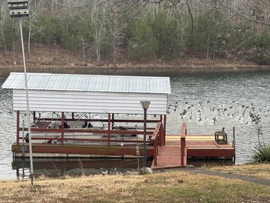 This charming 3-bedroom, 2.5-bath lakefront home sits on Lake - photo 6