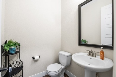 SELLER WILL FINANCE WITH 20% DOWN, 7% INTEREST RATE, BALLOON IN - photo 19