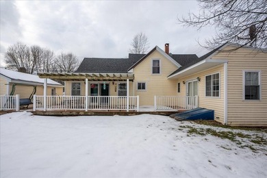 80 Holmes Street is not to be missed, this charming home - photo 10