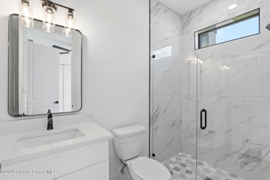 Move-in ready and perfectly positioned on a desirable CORNER LOT - photo 21