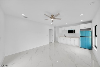 Brand new construction with a layout that actually makes sense - photo 33