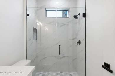 Move-in ready and perfectly positioned on a desirable CORNER LOT - photo 39
