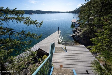 Tucked into the heart of iconic Bayview on the shores of - photo 45