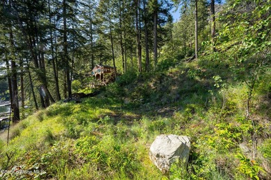 Tucked into the heart of iconic Bayview on the shores of - photo 47