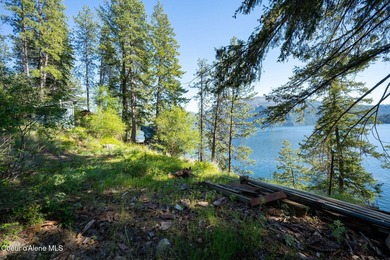 Tucked into the heart of iconic Bayview on the shores of - photo 50