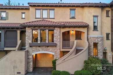 Lake Townhome/Townhouse For Sale in Garden City, Idaho