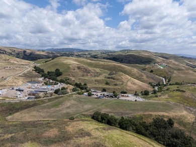 Set on approximately 10 rare acres of mostly flat to gently - photo 3