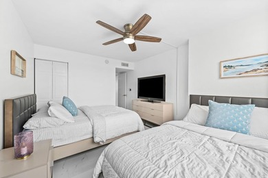 Stunning top-floor corner unit offering breathtaking wraparound - photo 11