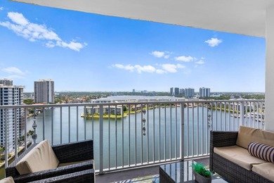 Stunning top-floor corner unit offering breathtaking wraparound - photo 12