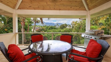 Escape to paradise in this stunning 5-bedroom, 4.5-bathroom - photo 14