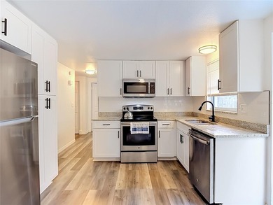 NO HOA. NO CDD. NO FLOOD ZONE. This cozy 2 bedroom 1 bath SMART - photo 14