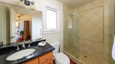 Escape to paradise in this stunning 5-bedroom, 4.5-bathroom - photo 18