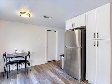 NO HOA. NO CDD. NO FLOOD ZONE. This cozy 2 bedroom 1 bath SMART - photo 18