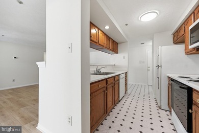 Welcome to this beautifully maintained, ADA accessible first - photo 18