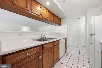 Welcome to this beautifully maintained, ADA accessible first - photo 20