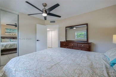 BEAUTIFUL FURNISHED TURNKEY 2/2 CONDOPLETELY REMODELED. NICE - photo 23