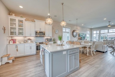 *Price Drop** Welcome to 108 Island Circle, a charming 3-bedroom - photo 24