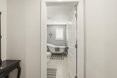 Welcome to your private coastal retreat! Built in 2017, this - photo 30