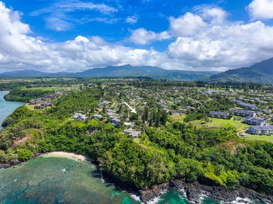 Escape to paradise in this stunning 5-bedroom, 4.5-bathroom - photo 30