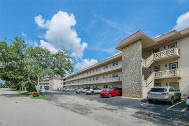 BEAUTIFUL FURNISHED TURNKEY 2/2 CONDOPLETELY REMODELED. NICE - photo 31