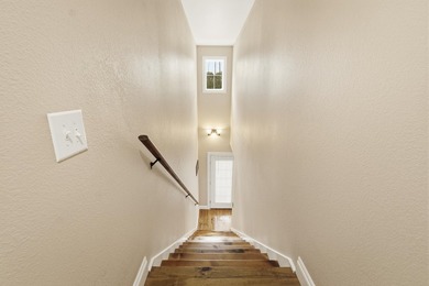 Welcome to your private coastal retreat! Built in 2017, this - photo 33