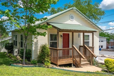 Lake Taneycomo Home For Sale in Branson Missouri