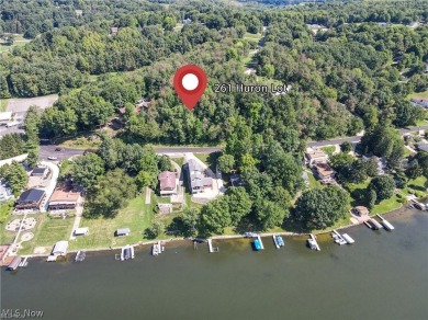 Lake Mohawk Lot For Sale in Malvern Ohio