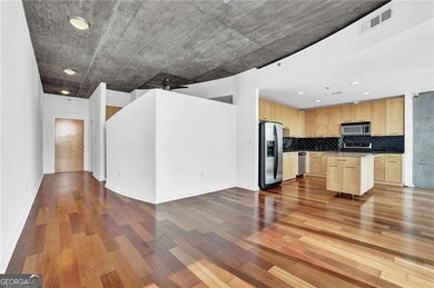 Move-In Ready Luxury Condo at The Realm - Heart of Buckhead!