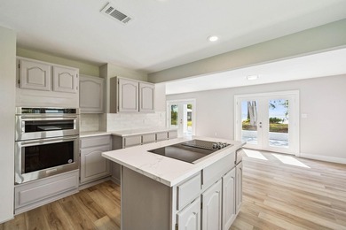 Set on the shores of Choctawhatchee Bay, this beautifully - photo 17