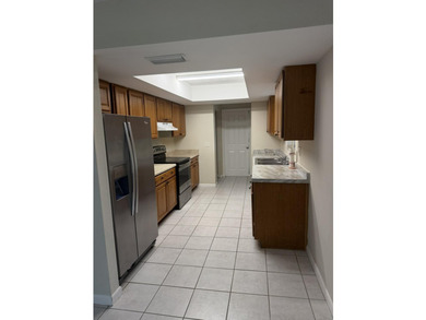 Additional listing photo 1