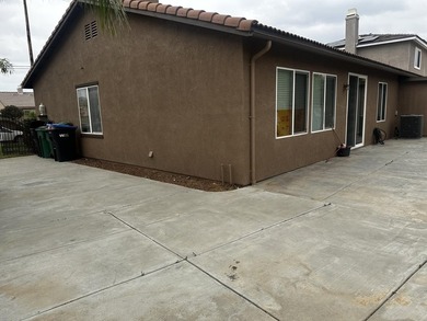 *** Beautiful Single-Story Home in the desirable Moreno Valley - photo 10