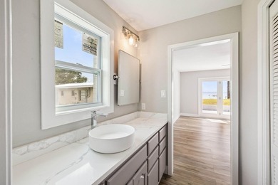 Set on the shores of Choctawhatchee Bay, this beautifully - photo 38