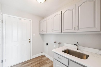 Set on the shores of Choctawhatchee Bay, this beautifully - photo 42