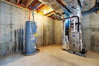 Spectacular and rare new townhome in the desirable Greenwood - photo 48